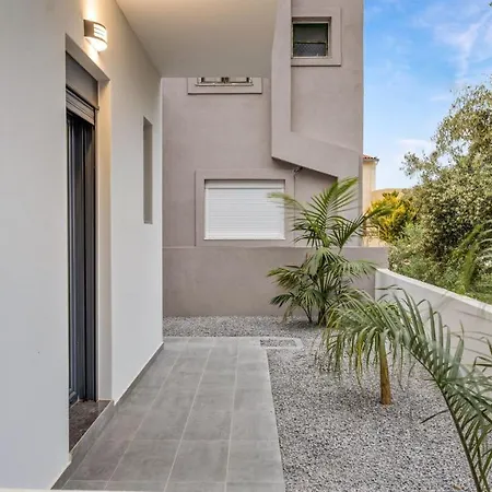 Hersonissos Gray Suites - Luxury In Perfect Location * Hersonissos (Crete)